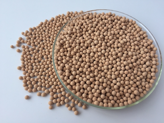 गुणवत्ता  4a Molecular Sieve Adsorbent With Surface Area 500 - 800m2/G Shelf  Attrition कारखाना