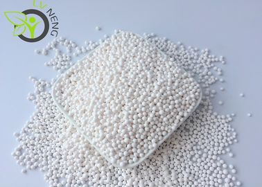 गुणवत्ता  White Activated Alumina Balls For Fluorine Removal Agent High Water Absorption कारखाना